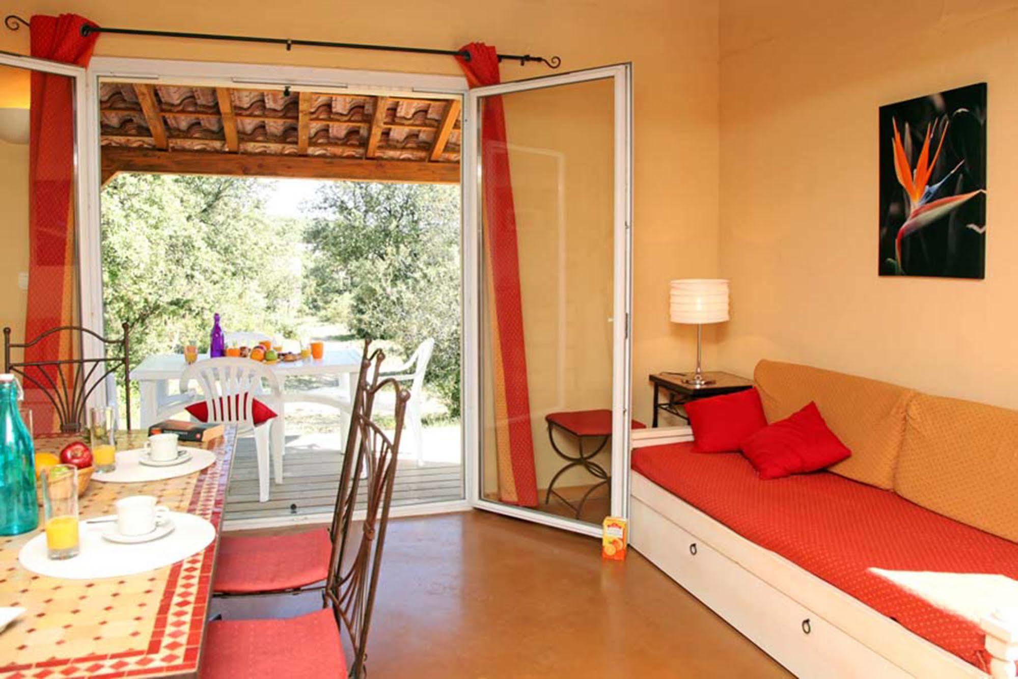 Residence Nemea Les Portes Des Cevennes Sauve Exteriör bild